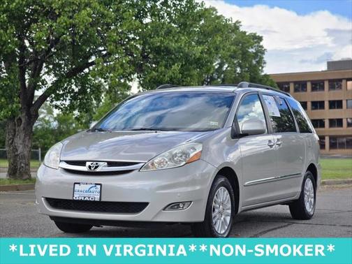 2010 Toyota Sienna XLE