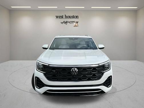 2025 Volkswagen Atlas Cross Sport 2.0T SEL Premium R-Line