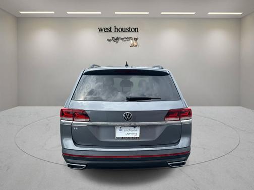 2022 Volkswagen Atlas 2.0T SE w/Technology