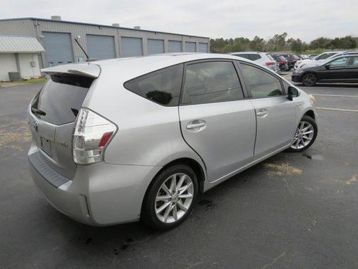 2012 Toyota Prius v Five
