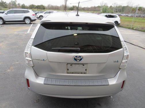 2012 Toyota Prius v Five