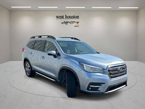 Ice Silver Metallic 2020 Subaru Ascent Limited 7-Passenger