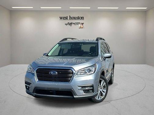 Ice Silver Metallic 2020 Subaru Ascent Limited 7-Passenger