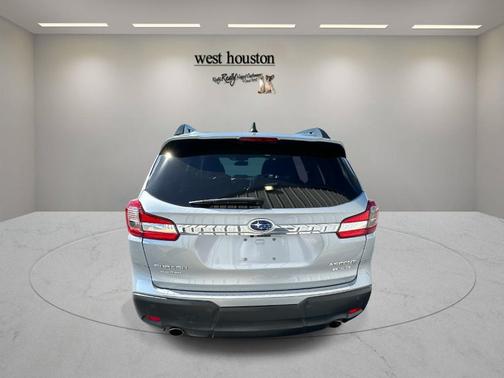 Ice Silver Metallic 2020 Subaru Ascent Limited 7-Passenger