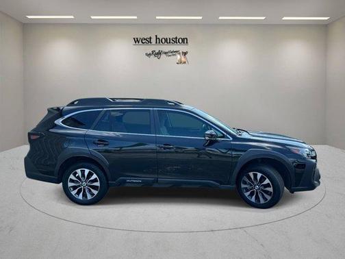 Crystal Black Silica 2023 Subaru Outback Limited