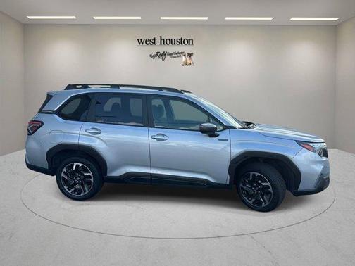 Ice Silver Metallic 2025 Subaru Forester Hybrid