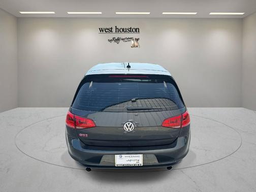 2017 Volkswagen Golf GTI Sport 4-Door