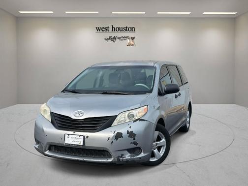 2011 Toyota Sienna Base