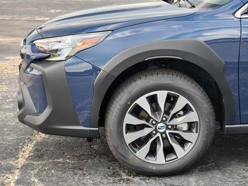 2025 Subaru Outback Touring