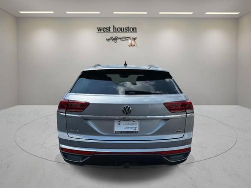 2022 Volkswagen Atlas Cross Sport 3.6L V6 SE w/Technology