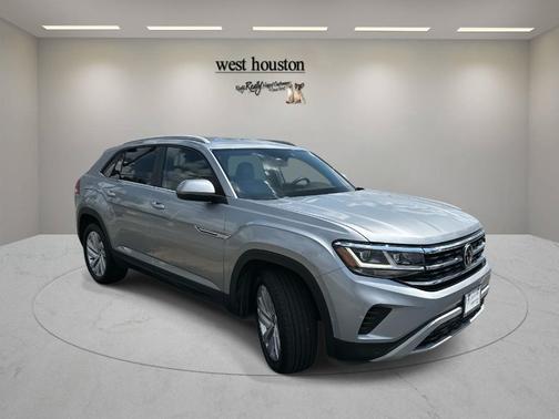 2022 Volkswagen Atlas Cross Sport 3.6L V6 SE w/Technology