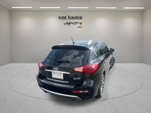 2017 INFINITI QX50 Base