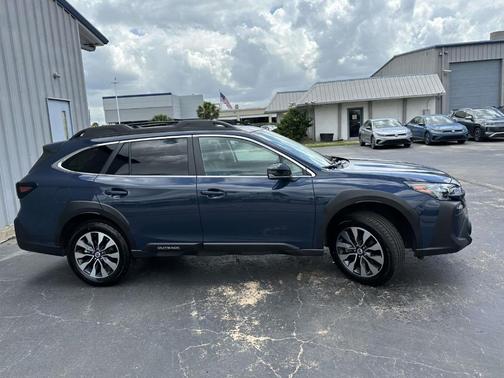 Cosmic Blue Pearl 2024 Subaru Outback Limited