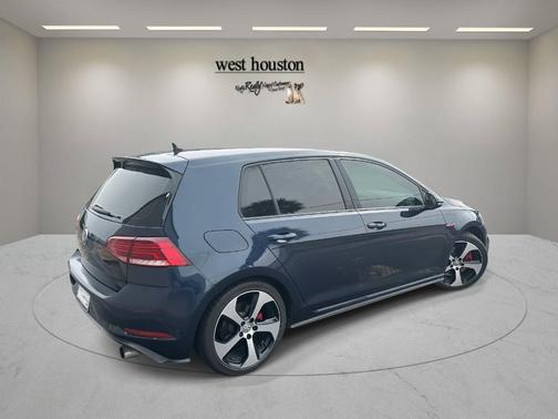 2018 Volkswagen Golf GTI 2.0T S 4-Door