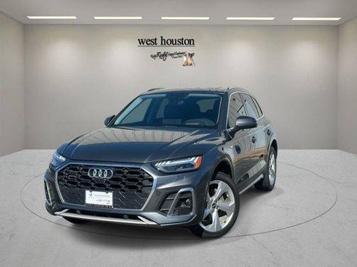 2022 Audi Q5 45 S line quattro Premium
