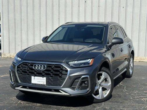 2022 Audi Q5 45 S line quattro Premium