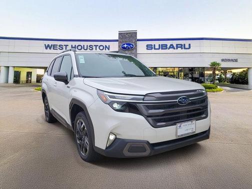 Crystal White Pearl 2026 Subaru Forester Limited