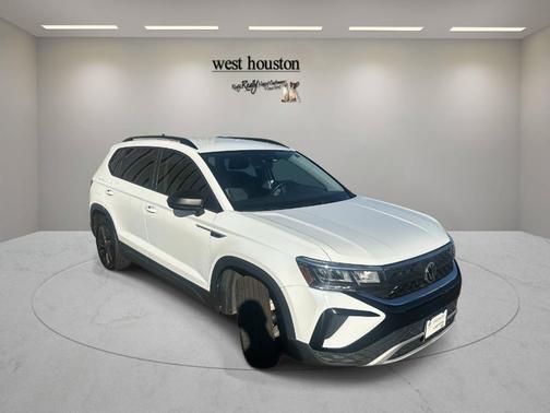 2022 Volkswagen Taos 1.5T S