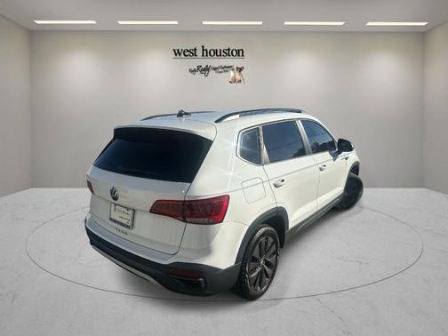 2022 Volkswagen Taos 1.5T S