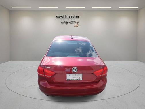 2015 Volkswagen Passat 1.8T