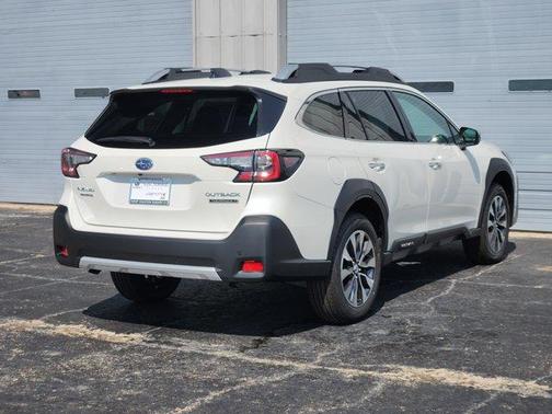 2025 Subaru Outback Touring XT