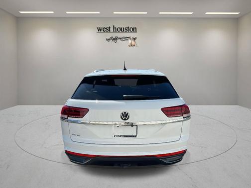 2022 Volkswagen Atlas Cross Sport 3.6L V6 SE w/Technology