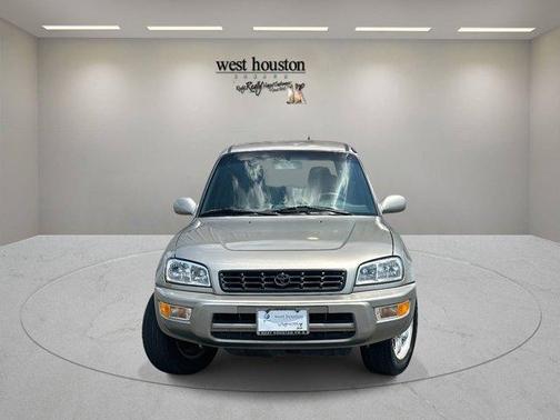 1999 Toyota RAV4 Base