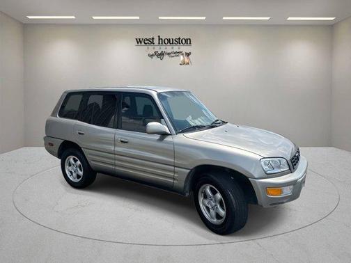 1999 Toyota RAV4 Base