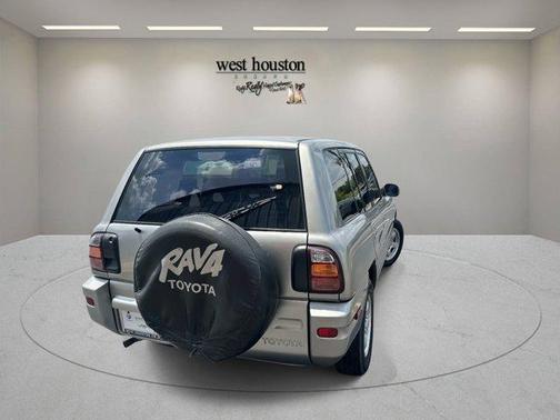 1999 Toyota RAV4 Base