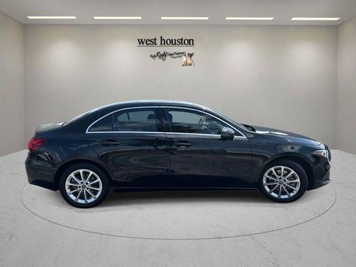 2019 Mercedes-Benz A-Class A 220