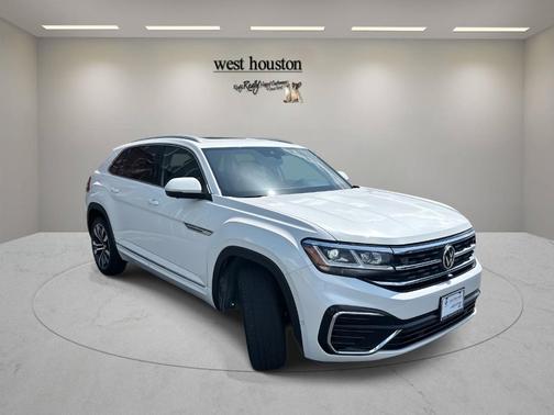 2022 Volkswagen Atlas Cross Sport 3.6L V6 SEL Premium R-Line