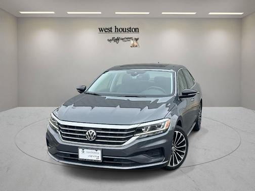 2022 Volkswagen Passat 2.0T Limited Edition