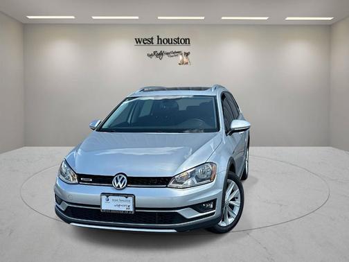 Reflex Silver Metallic 2017 Volkswagen Golf Alltrack TSI SE