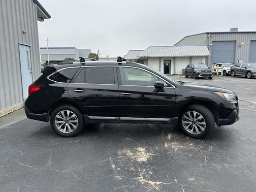 2019 Subaru Outback 2.5i Touring