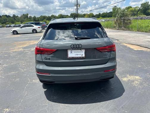 2024 Audi Q3 40 Premium