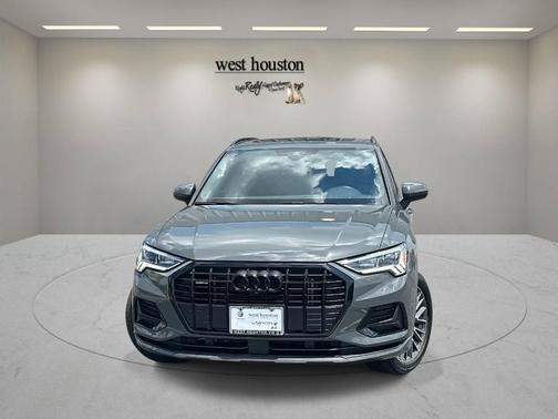 2024 Audi Q3 40 Premium