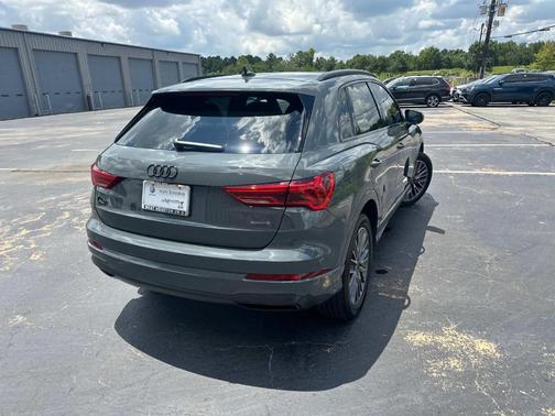2024 Audi Q3 40 Premium