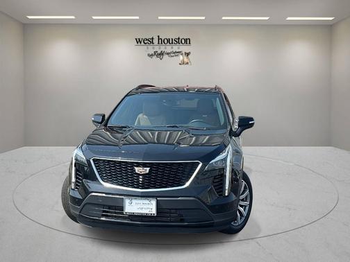 2022 Cadillac XT4 Sport