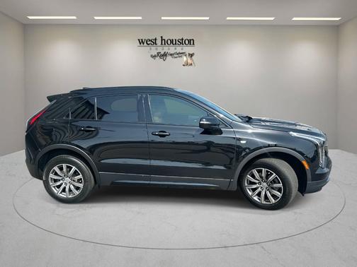 2022 Cadillac XT4 Sport