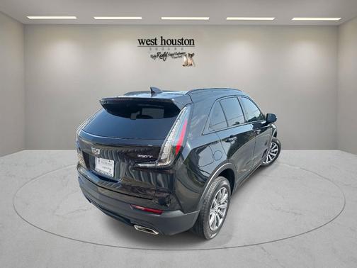 2022 Cadillac XT4 Sport