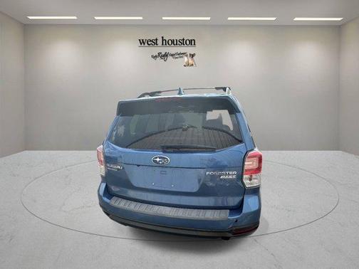 2017 Subaru Forester 2.5i Touring