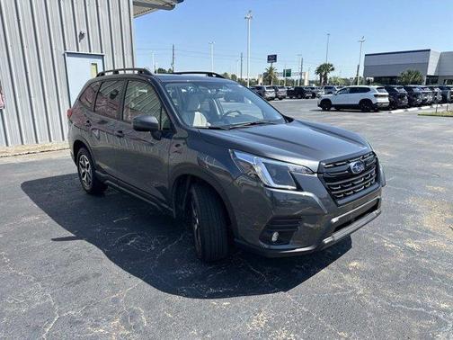 2024 Subaru Forester Premium