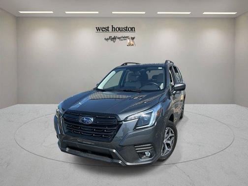 2024 Subaru Forester Premium