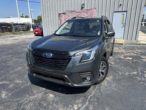 2024 Subaru Forester Premium