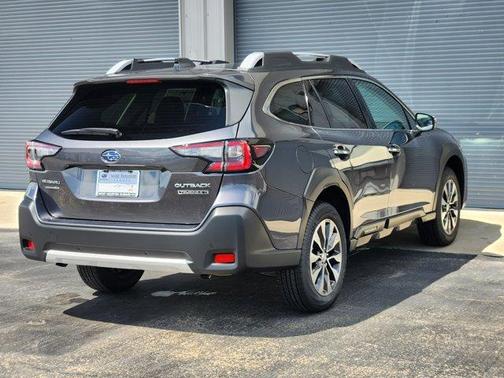 2025 Subaru Outback Touring XT