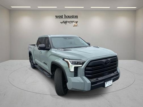 2024 Toyota Tundra Hybrid Platinum