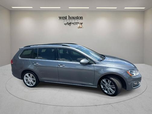 2015 Volkswagen Golf SportWagen TDI SE 4-Door