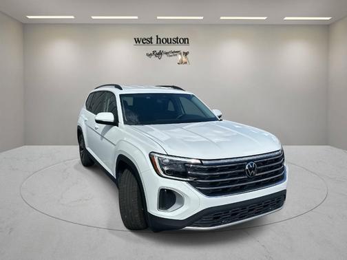 2025 Volkswagen Atlas 2.0T SE