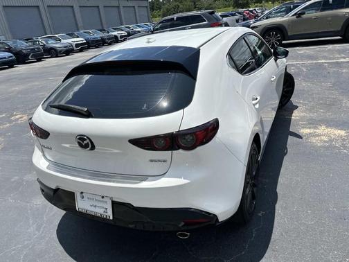 Snowflake White Pearl 2021 Mazda Mazda3 FWD w/Premium Package