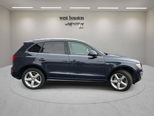 2017 Audi Q5 2.0T Premium Plus